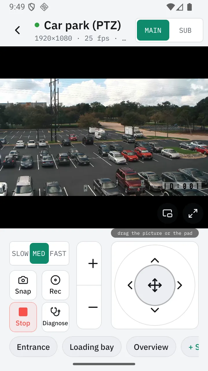 Live view on an Android phone in the light theme: the car park picture, MAIN/SUB, speed selector, snapshot, record, stop and diagnose, a zoom rocker, the pan-tilt pad and preset chips.